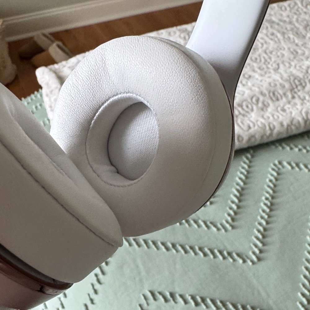 Solo3 Wireless. Rose Gold - Picture 7 of 11